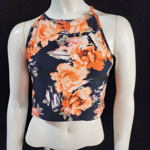 Betsey Johnson Floral High Neck Cross Back Yoga Crop Top - Picture 7 of 10